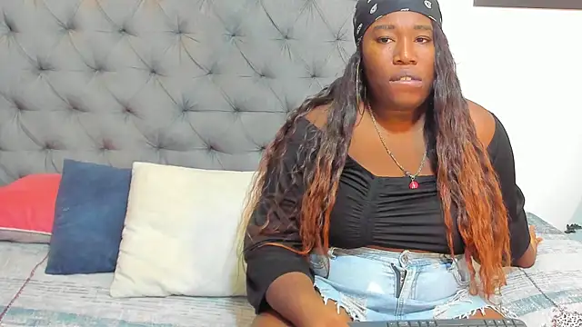 nahiroby ebony online show from 04-10-26, 05:42