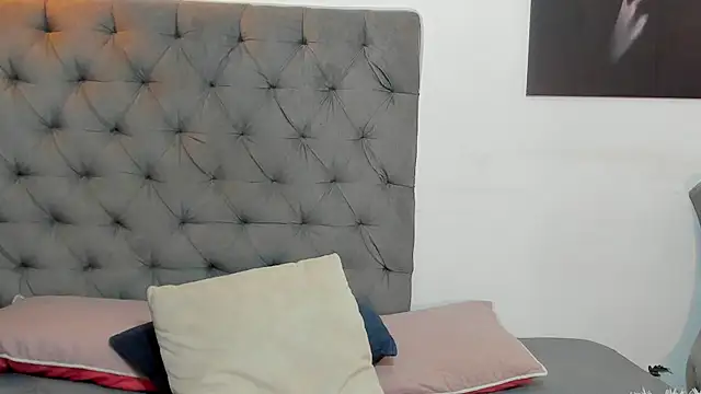 Snapshot of nahiroby_ebony chatting on 04-22-26, 05:53 nahiroby ebony online show from 04-22-26, 05:53