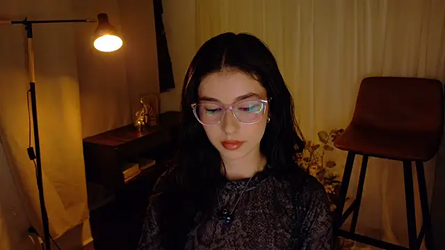 Snapshot of imrose_mar1423 chatting on 10-25-25, 01:16 imrose mar1423 online show from 10-25-25, 01:16