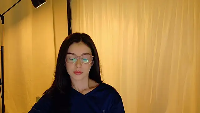 Snapshot of imrose_mar1423 chatting on 09-20-25, 12:15 imrose mar1423 online show from 09-20-25, 12:15