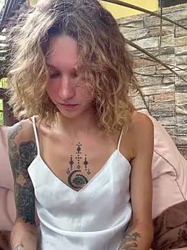   grace   online show from 02-13-26, 05:18