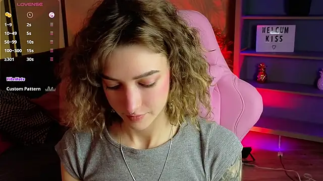 Snapshot of __grace__ chatting on 09-11-25, 10:37 grace online show from 09-11-25, 10:37