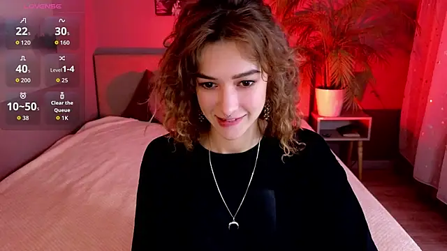 Snapshot of __grace__ chatting on 09-23-25, 10:22 grace online show from 09-23-25, 10:22