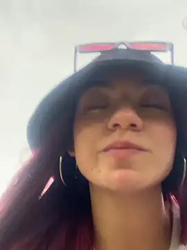 Red kytty6 online show from 03-04-26, 05:42