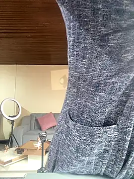 Jasmin Pink online show from 10-14-25, 01:12