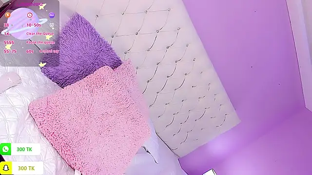 DaniielaV online show from 12-20-25, 02:09