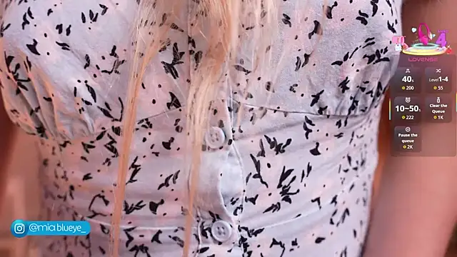 Miablueye online show from 01-10-26, 03:18