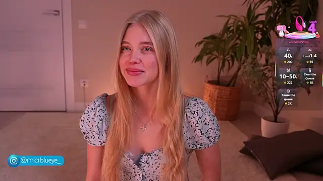 Miablueye online show from 11-14-25, 05:27