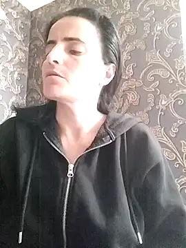 Gecenin Kralicesi online show from 04-05-26, 11:17