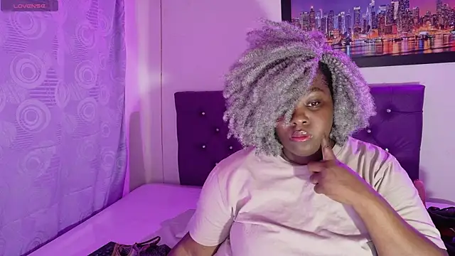 ebony NeighborMoans online show from 05-19-26, 06:26