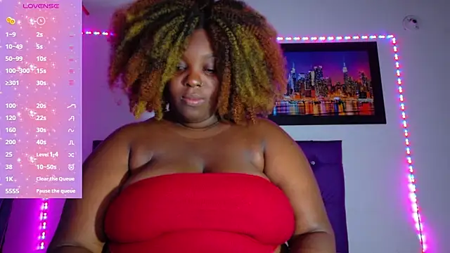 ebony NeighborMoans online show from 03-30-26, 11:50