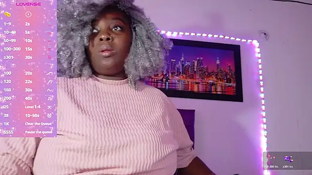 ebony NeighborMoans online show from 04-13-26, 06:34