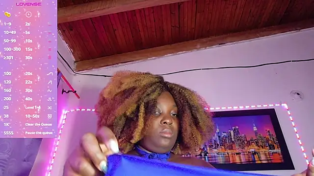 ebony NeighborMoans online show from 03-27-26, 08:54