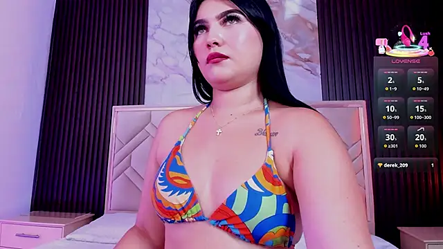 MiaaFarrel online show from 10-27-25, 07:26