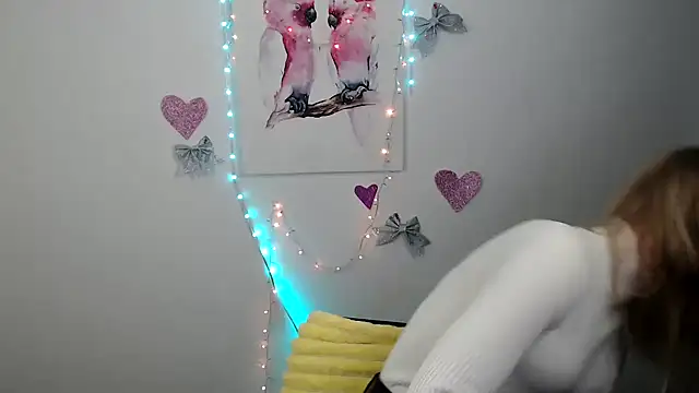 JuiceLips   online show from 12-01-25, 02:07