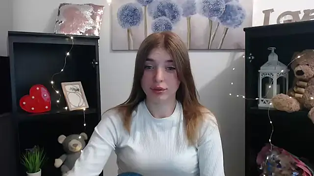 JuiceLips   online show from 10-01-25, 02:10