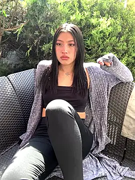 KloePink  online show from 10-22-25, 01:54