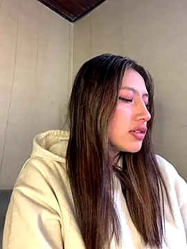 KloePink  online show from 12-05-25, 01:10