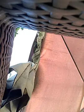 KloePink  online show from 11-12-25, 12:20