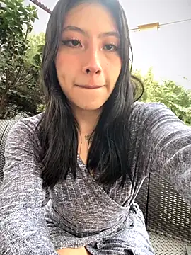 KloePink  online show from 10-01-25, 02:21