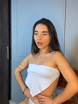 Snapshot of Zafira_Montiel chatting on 02-11-26, 03:50 Zafira Montiel online show from 02-11-26, 03:50