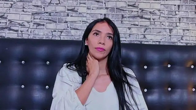 Martina thompson69 online show from 10-09-25, 01:44