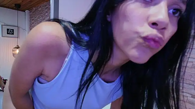 Martina thompson69 online show from 02-11-26, 04:18