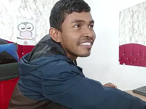 Adam Morgan2 online show from 12-19-25, 04:38