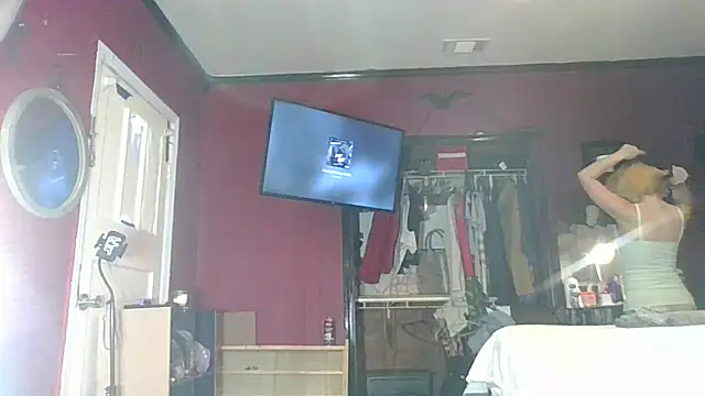 TaylorMade2223 online show from 09-11-25, 05:02