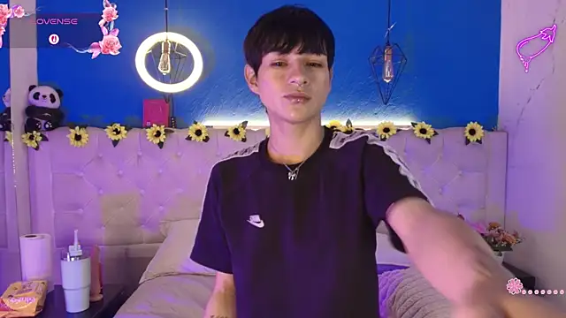 AleAurarashi online show from 04-02-26, 07:37