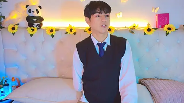 AleAurarashi online show from 03-16-26, 02:19