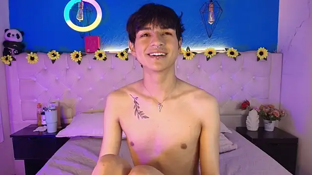 AleAurarashi online show from 03-31-26, 03:30