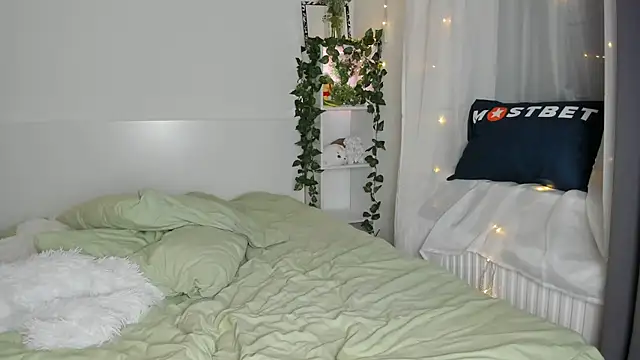 Snapshot of lilkimch chatting on 03-03-26, 02:02 lilkimch online show from 03-03-26, 02:02