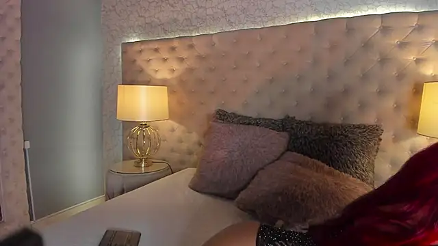 AlannaBlakes online show from 12-20-25, 03:20