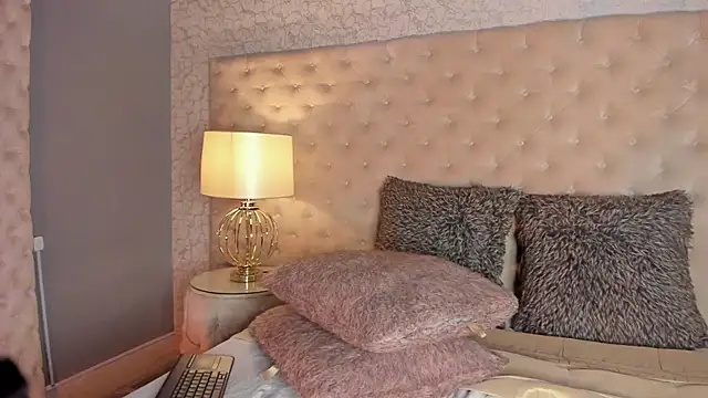 AlannaBlakes online show from 12-01-25, 03:18