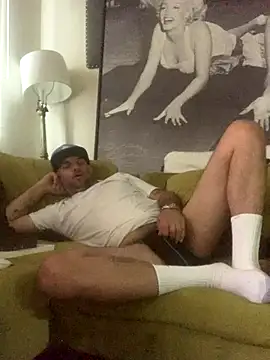 Hothotboyg online show from 10-10-25, 05:36