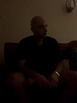 Hothotboyg online show from 11-26-25, 12:49