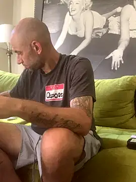 Hothotboyg online show from 09-08-25, 10:53