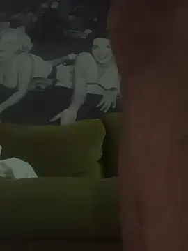 Hothotboyg online show from 04-14-26, 12:37