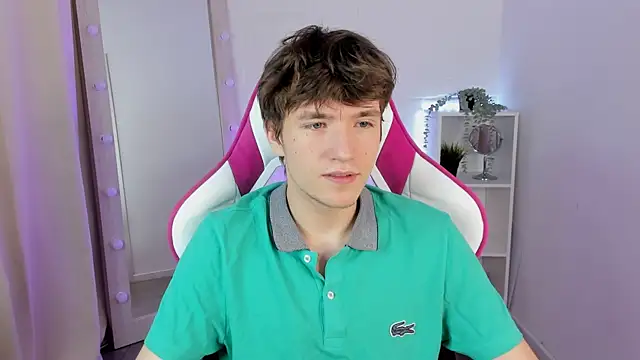Ethan Rivers online show from 10-12-25, 08:43