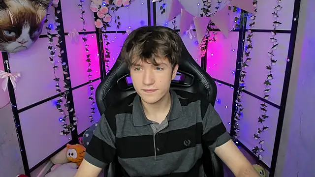 Ethan Rivers online show from 10-15-25, 09:01