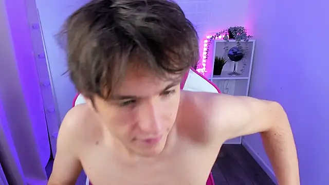 Ethan Rivers online show from 10-18-25, 08:44