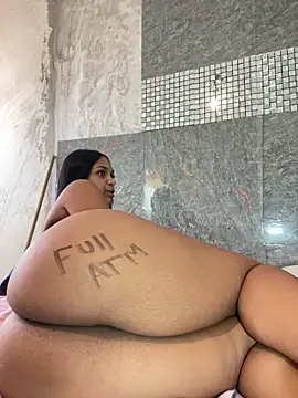 Messy-diana21 online show from 03-22-26, 07:37