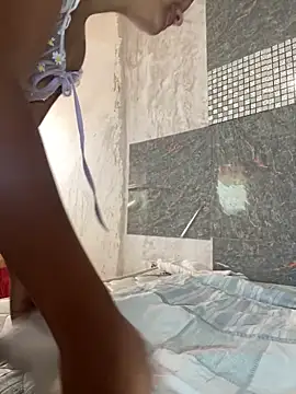 Messy-diana21 online show from 03-07-26, 07:30