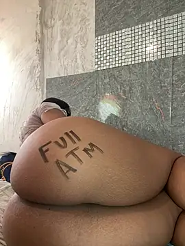 Messy-diana21 online show from 02-15-26, 07:02