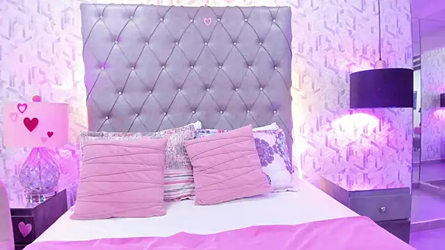 ScarletMore online show from 02-14-26, 01:11