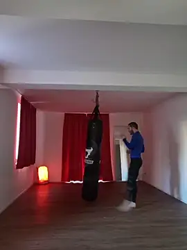 EyesNeverLies online show from 12-14-25, 02:55