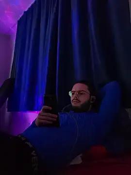 EyesNeverLies online show from 02-21-26, 08:11