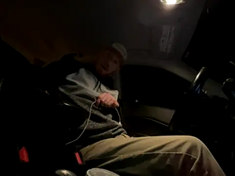 Chazington90 online show from 10-29-25, 07:40