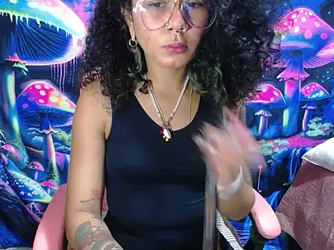 Snapshot of Delliriummm chatting on 02-07-26, 11:13 Delliriummm online show from 02-07-26, 11:13